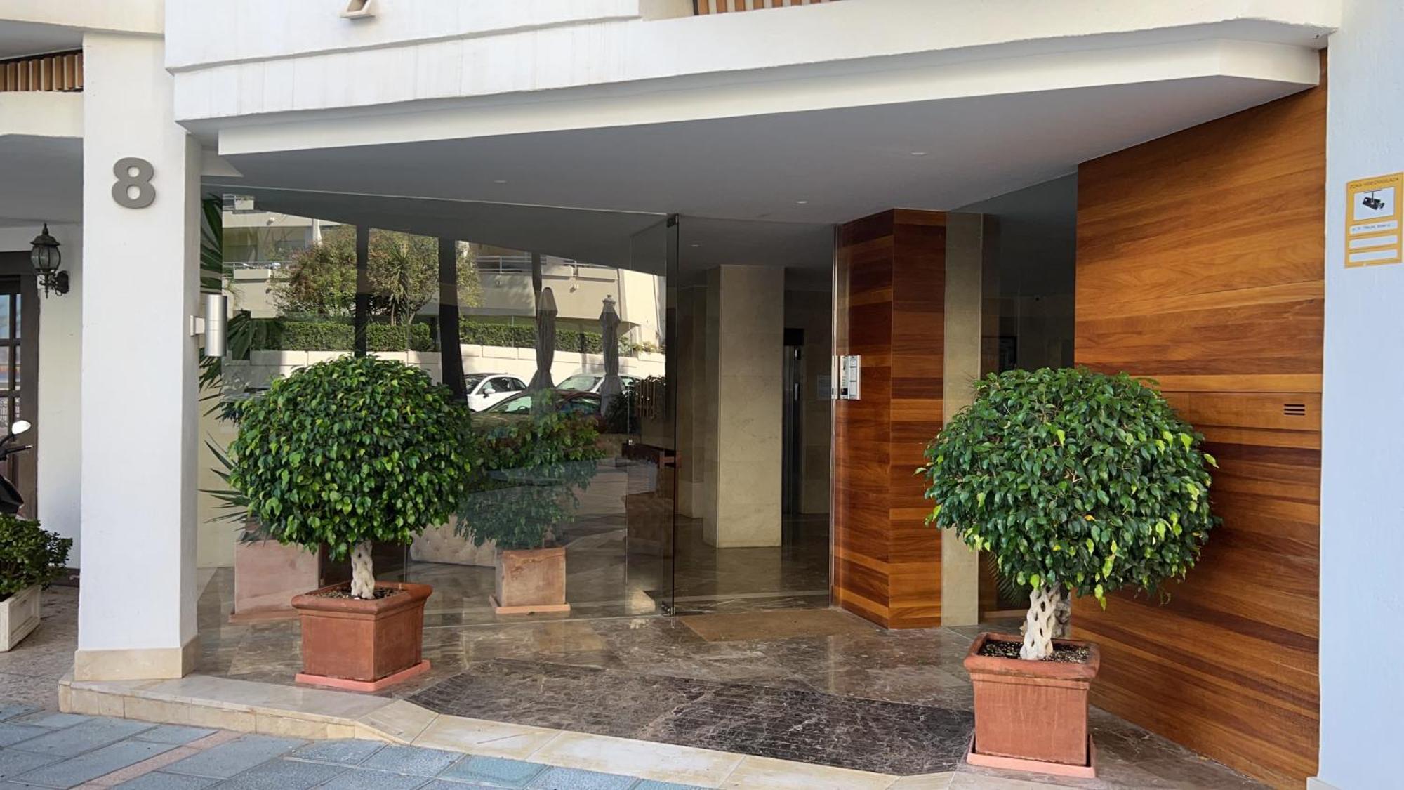 Apartment Palmas 6 *